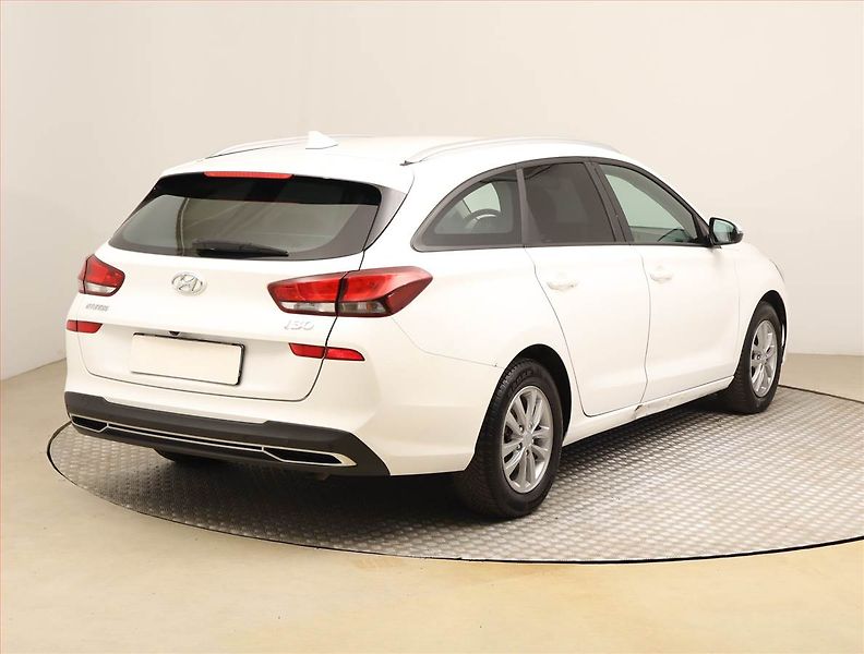 Hyundai i30 (2021) 1.6 CRDi, ČR,1.maj, Serv.kniha - fotka 5 z 22