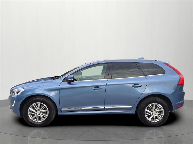 Volvo XC60 2,4 D5 140Kw Summum AWD AT DPH - fotka 4 z 22