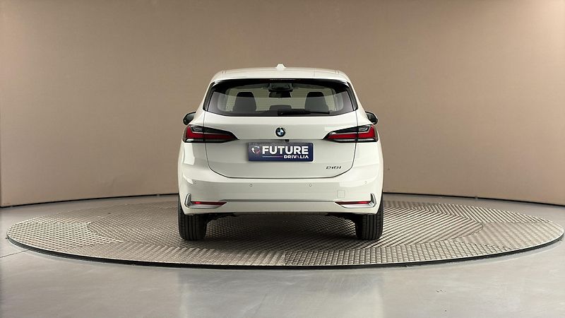 BMW Řada 2 218i AUT Luxury Line - fotka 5 z 27