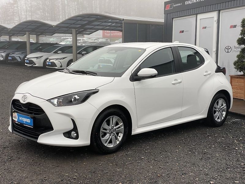 Toyota Yaris 1.5HEV, ČR-1m, Comfort, DPH - fotka 3 z 31