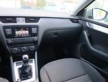 Škoda Octavia (2014) Elegance 2.0 TDI, Xenony - náhled 8