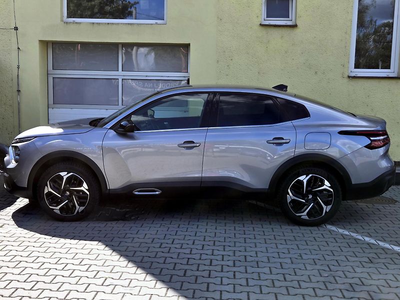 Citroën C4 X T Shine 96kW AT8 SERV.KN*      - fotka 7 z 42