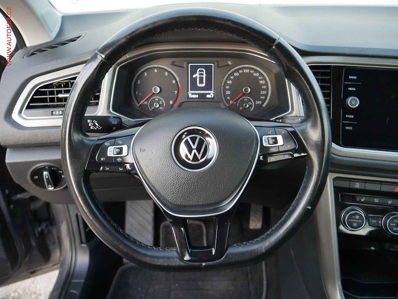 Volkswagen T-Roc (2021) 1.5 TSi, Comfortline, LED - fotka 15 z 18