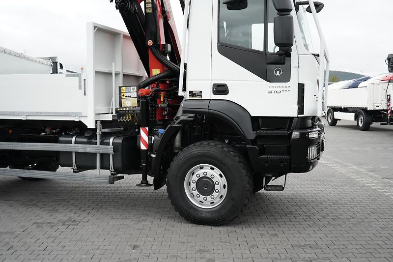 Iveco Trakker (2014) 310 / EEV / 4 X 4 / SKRZYNIOWY - fotka 18 z 54