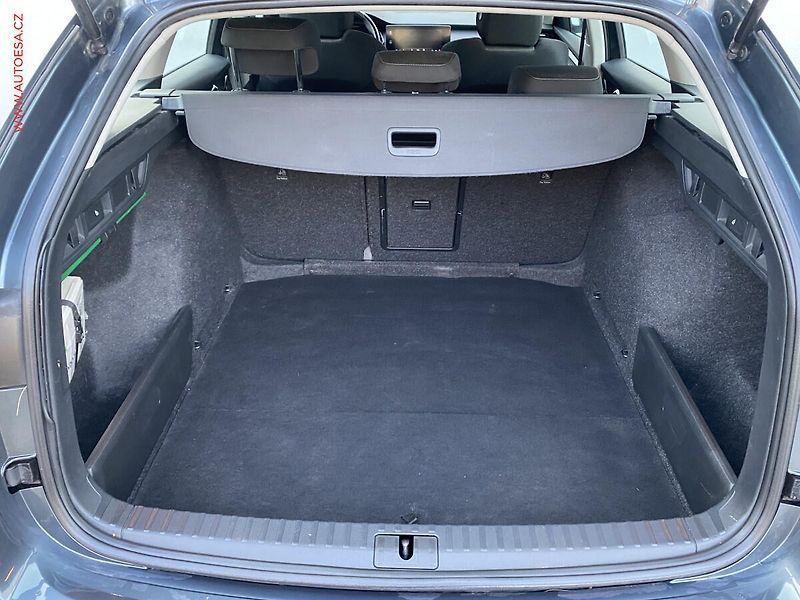 Škoda Octavia (2020) 1.5 TSi, Ambition - fotka 7 z 19