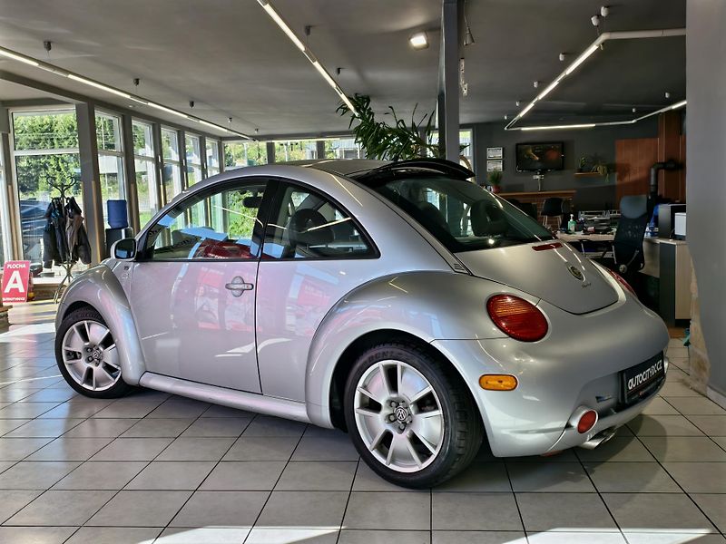 Volkswagen New Beetle 2.3 V5 125kW SPORT EDITION - fotka 19 z 19