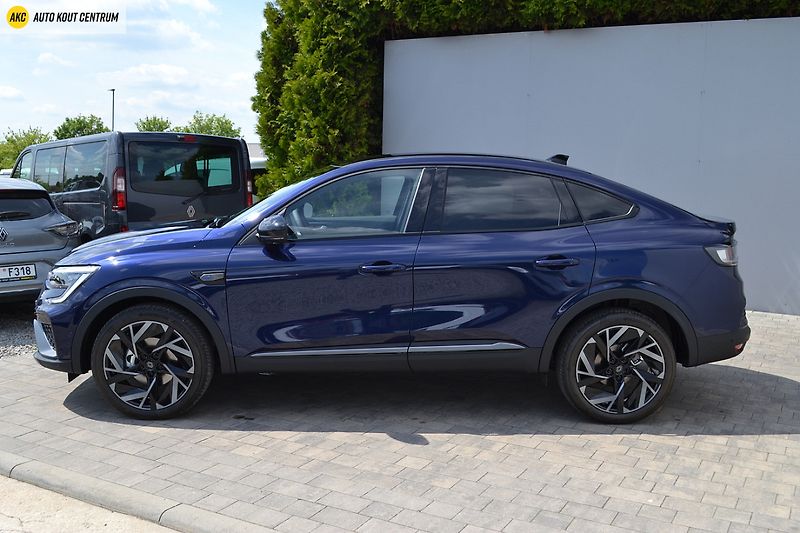 Renault Arkana ESPRIT ALPINE  E-Tech FULL HYB - fotka 2 z 57