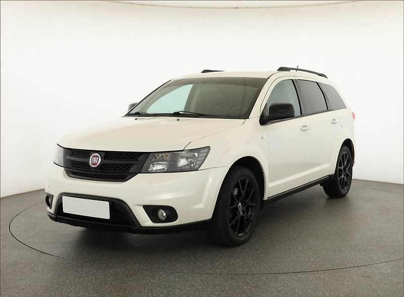 Fiat Freemont (2016) 2.0 MultiJet, 4X4, Automat - fotka 2 z 21