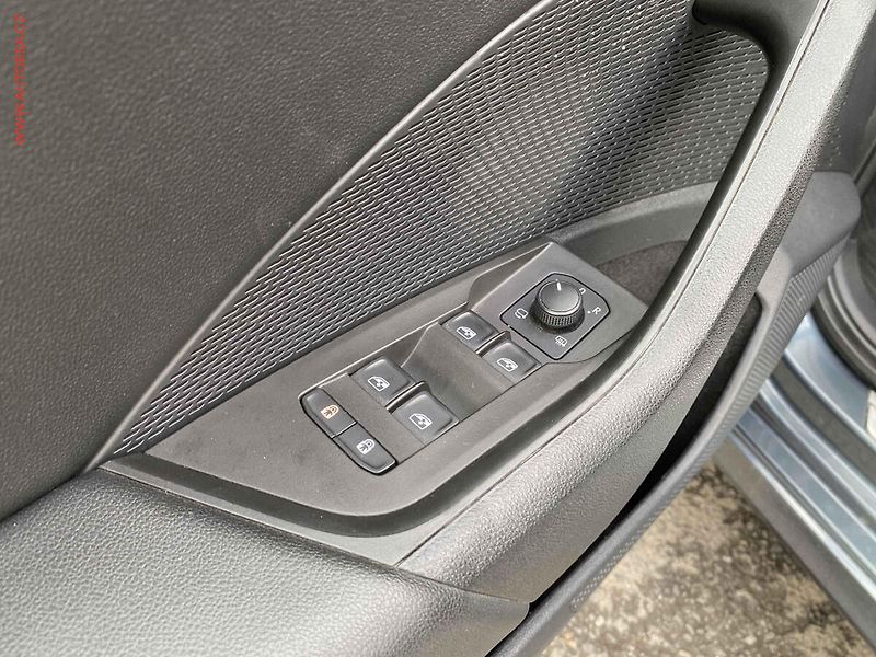 Škoda Octavia (2021) 1.5 TSi, 1.maj,ČR, Style, TZ - fotka 14 z 22