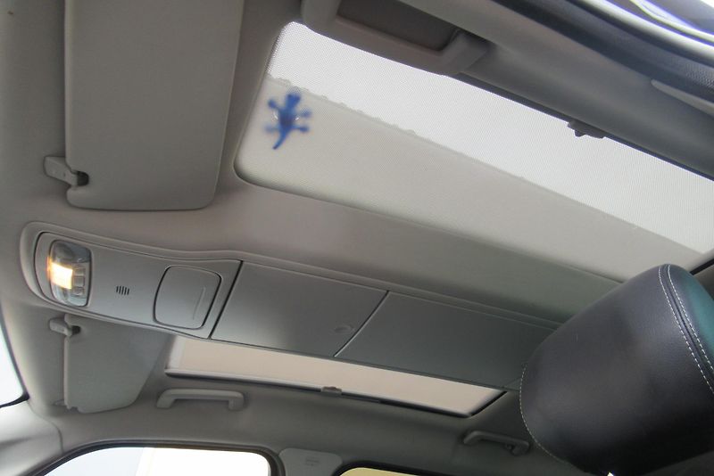 Ford Galaxy 2.0TDCi AUT.KLIMA TAŽNÉ 1,8t - fotka 19 z 27