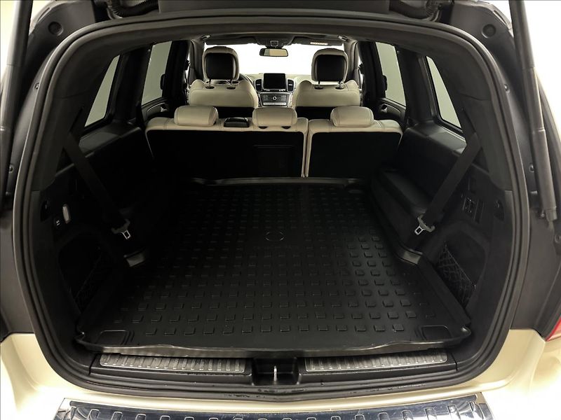 Mercedes-Benz GLS 5,5 63AMG DESIGNO NZTOP PANO - fotka 60 z 61