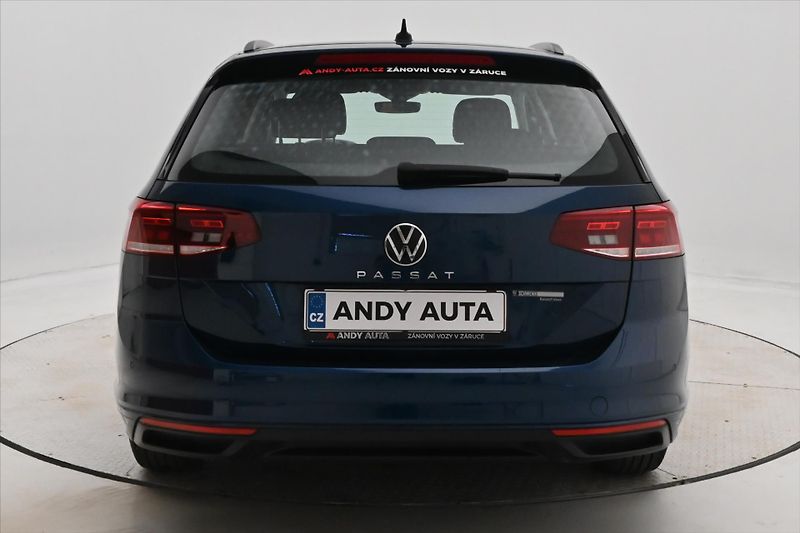 Volkswagen Passat 2,0 TDI 110kW DSG Business Zár - fotka 6 z 25
