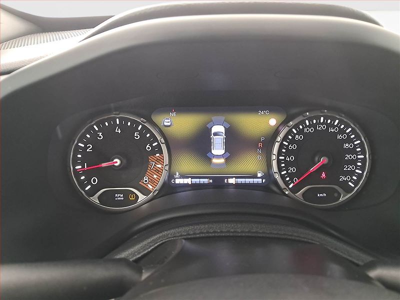 Jeep Renegade (2019) Limited 1.3 T-GDI, Automat - fotka 22 z 23