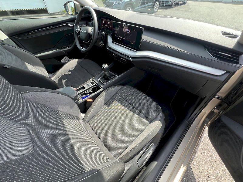 Škoda Octavia (2025) Selection 1.5TSi 110kW 6° manu - fotka 19 z 29