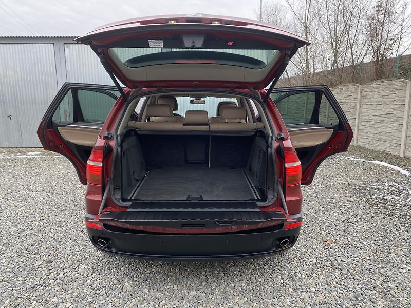 BMW X5 3.0TDi 4x4 235PS CZ TOP STAV!! - fotka 143 z 169
