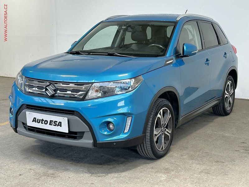 Suzuki Vitara (2017) 1.6i 4x4, 1.maj,ČR, LED, navi - fotka 3 z 16