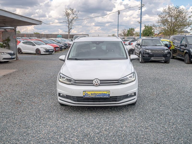 Volkswagen Touran (2019) ČR 1.5TSI 110KW DSG LED – NAVI - fotka 2 z 55