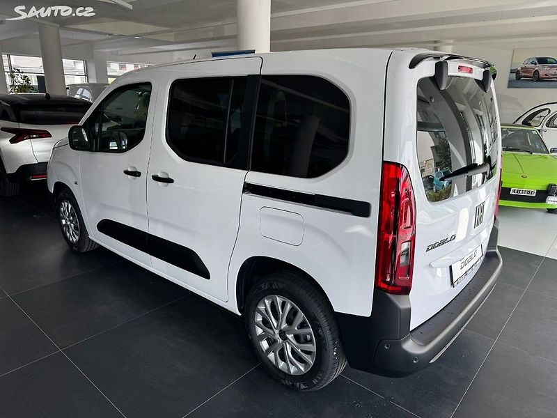 Fiat Dobló (2026) Panorama 1.5 BlueHDI 130k MT6 - fotka 29 z 30