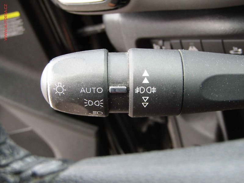 Citroën C5 Aircross (2020) 1.5 HDi, Feel, navi - fotka 12 z 23