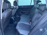 Volkswagen Passat (2015) 2.0 TDi 4x4, ČR, Highline - náhled 10