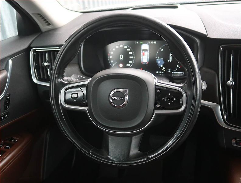 Volvo V90 (2019) Cross Country - fotka 16 z 29