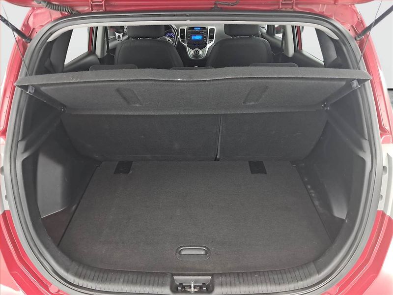 Hyundai ix20 (2014) 1.4 CVVT, LPG, Serv.kniha - fotka 13 z 16