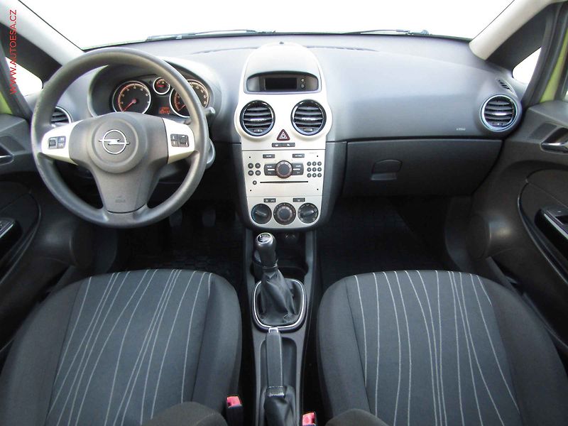 Opel Corsa (2007) 1.2 T, ČR - fotka 8 z 16