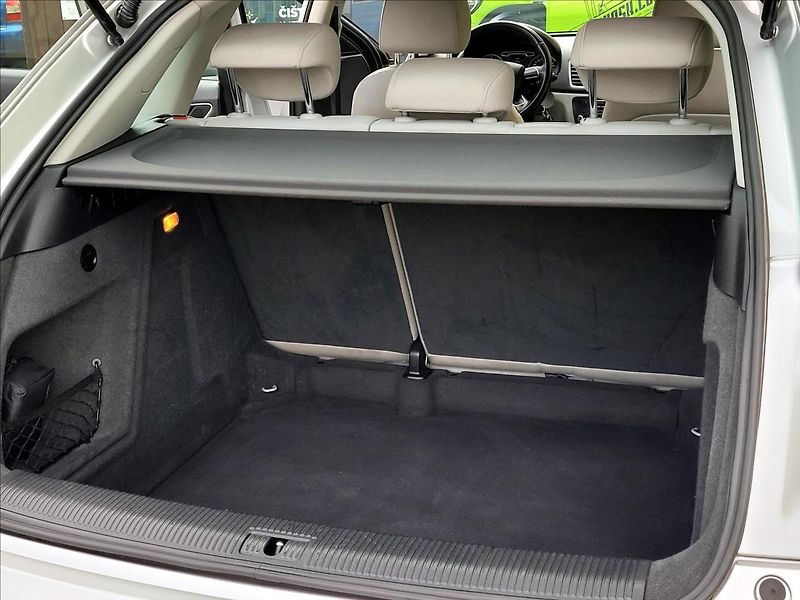 Audi Q3 2,0 TFSi Quattro SERV.KNÍŽKA - fotka 15 z 47