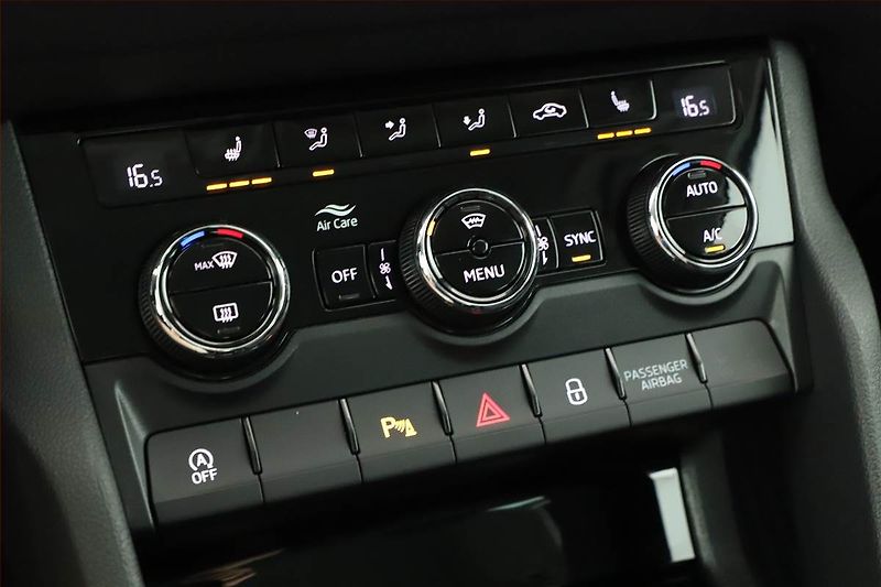 Škoda Karoq (2019) Style 2.0 TDI - fotka 17 z 21