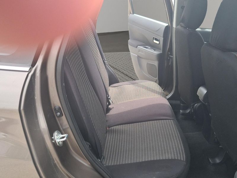 Mitsubishi ASX (2016) 1,6 86kW - fotka 18 z 24