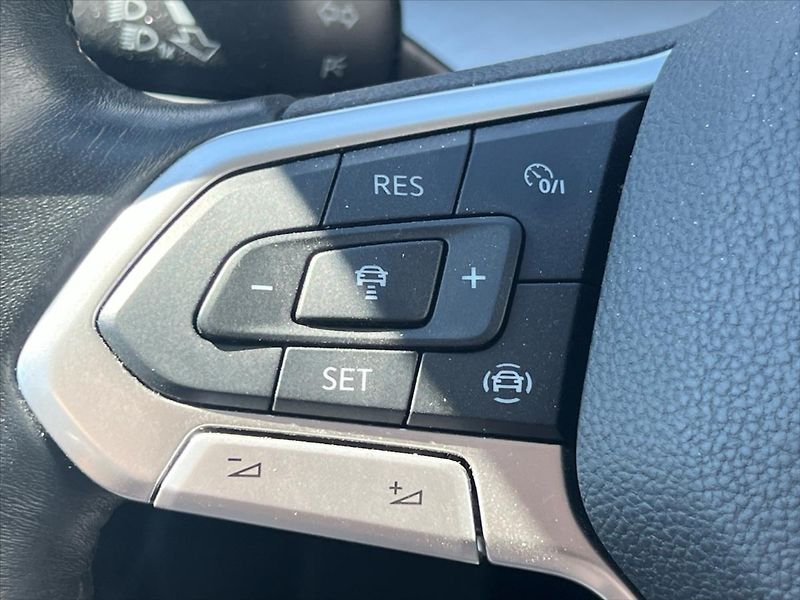 Volkswagen Golf Variant 1,0 TSi 81kW LIFE  8 - fotka 19 z 26