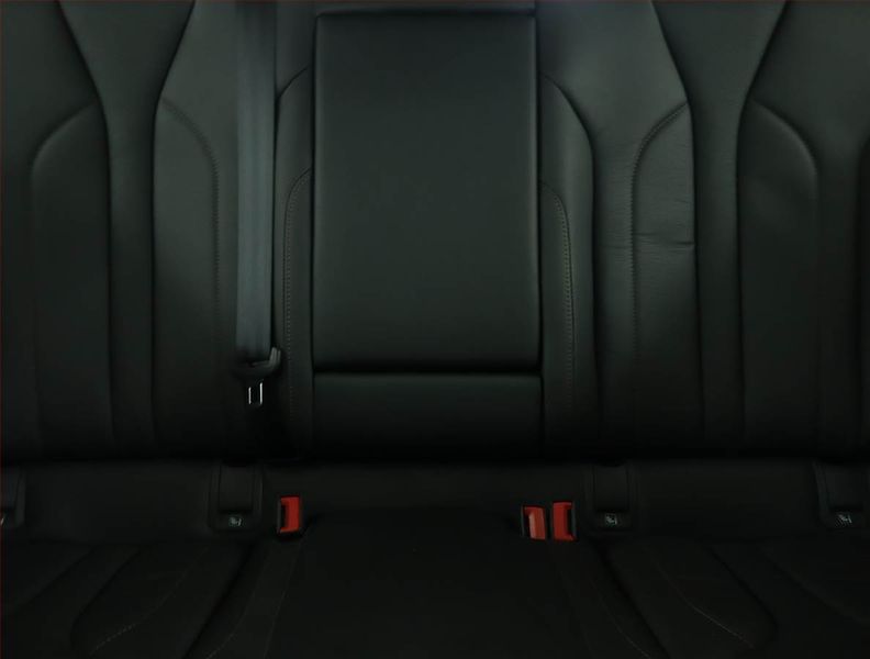 Škoda Enyaq (2020) iV 80 (82 kWh), SoH 84% - fotka 10 z 19