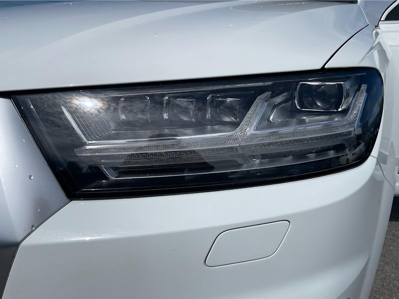 Audi Q7 45 TDI QUATTRO TIPTR. - fotka 25 z 26