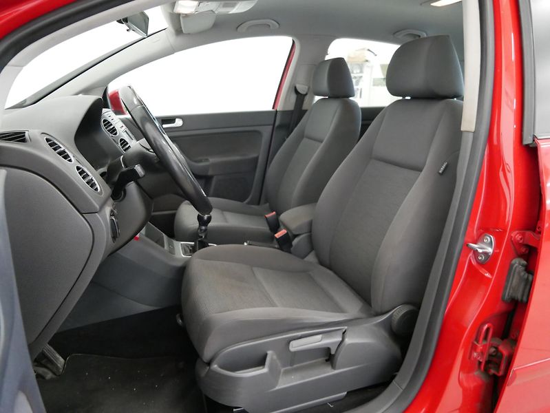 Volkswagen Golf Plus - fotka 12 z 24