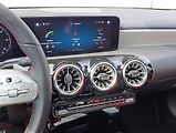 Mercedes-Benz CLA 220d AMG ČR DPH  - náhled 24