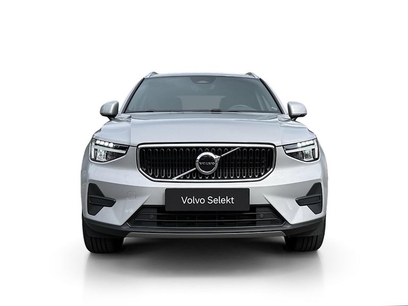 Volvo XC40 B3 FWD // CORE // 1. maj. //ČR - fotka 9 z 36