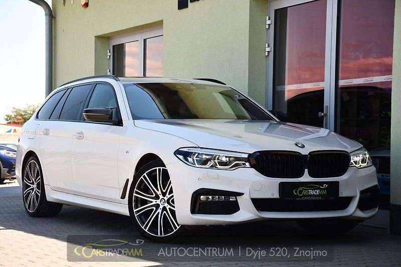 BMW Řada 5 520d - fotka 7 z 58