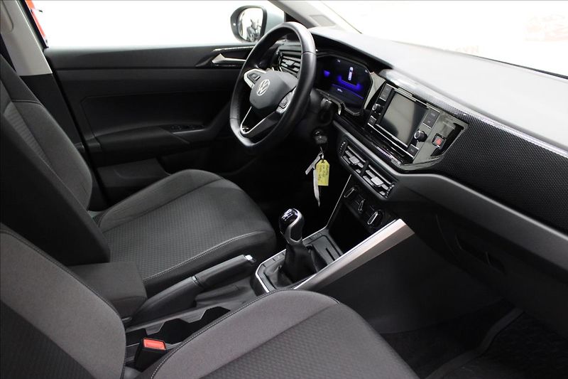 Volkswagen Taigo 1,0 TSi 81 kW Life 1.maj. CZ - fotka 13 z 35