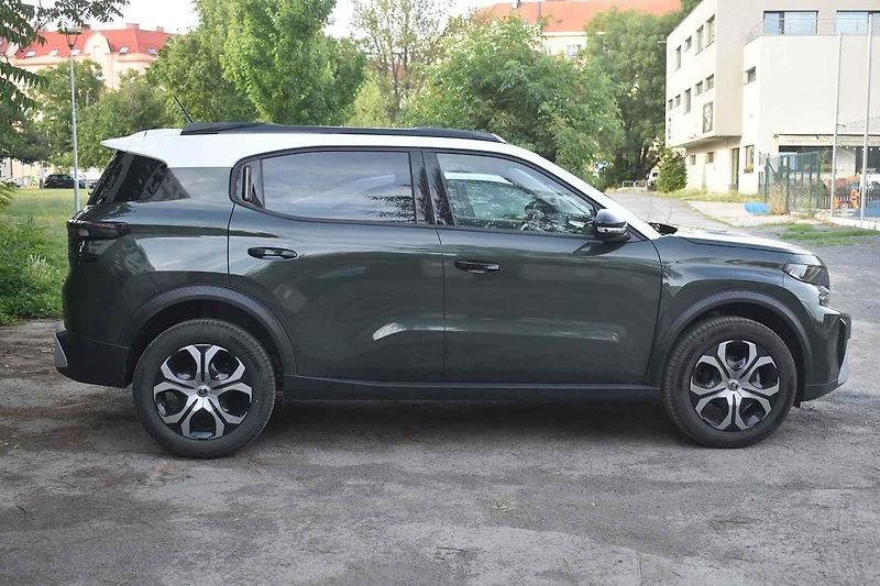 Pro menší rodiny, které jezdí hlavně krátké trasy, je C3 Aircross dobrá volba.