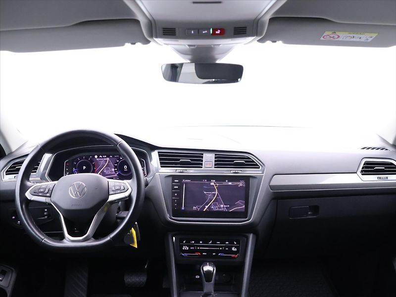 Volkswagen Tiguan Allspace 2,0 TSI 140kW 4motion DPH TZ - fotka 28 z 36