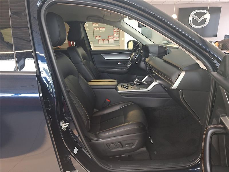 Mazda CX-60 3.3 D 254k AWD AT8 HOMURA COSO - fotka 3 z 15
