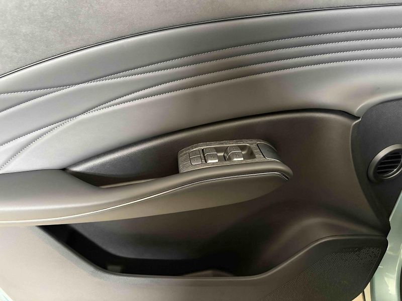 Omoda 7 (2026) PHEV luxury  - fotka 34 z 67
