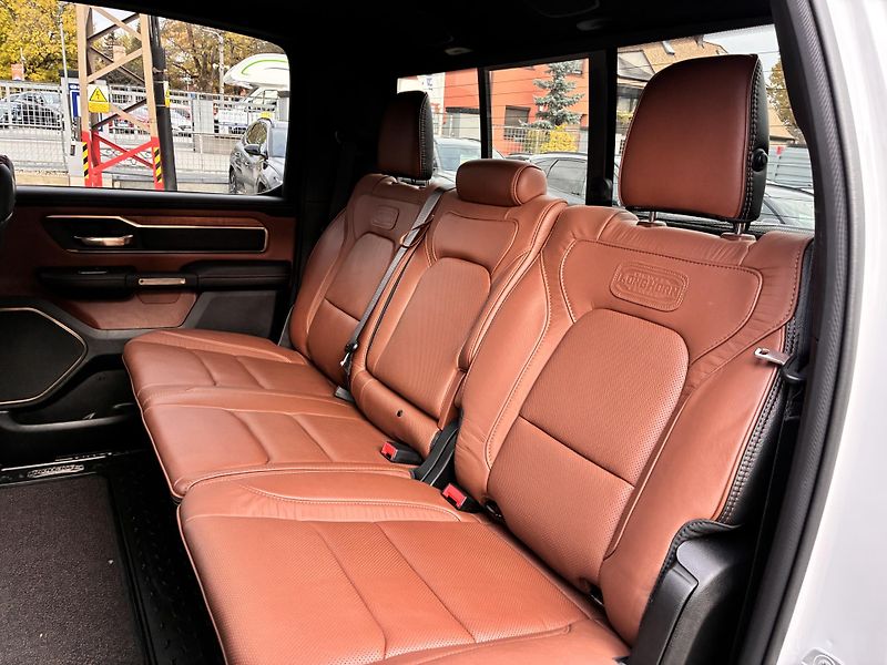 Dodge RAM 1500 LONGHORN 5.7 V8 HEMI eTORQUE  - fotka 13 z 53