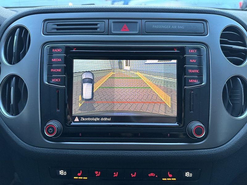 Volkswagen Tiguan (2015) 1.4TSi 92kW Lounge Navi Kamera - fotka 11 z 49