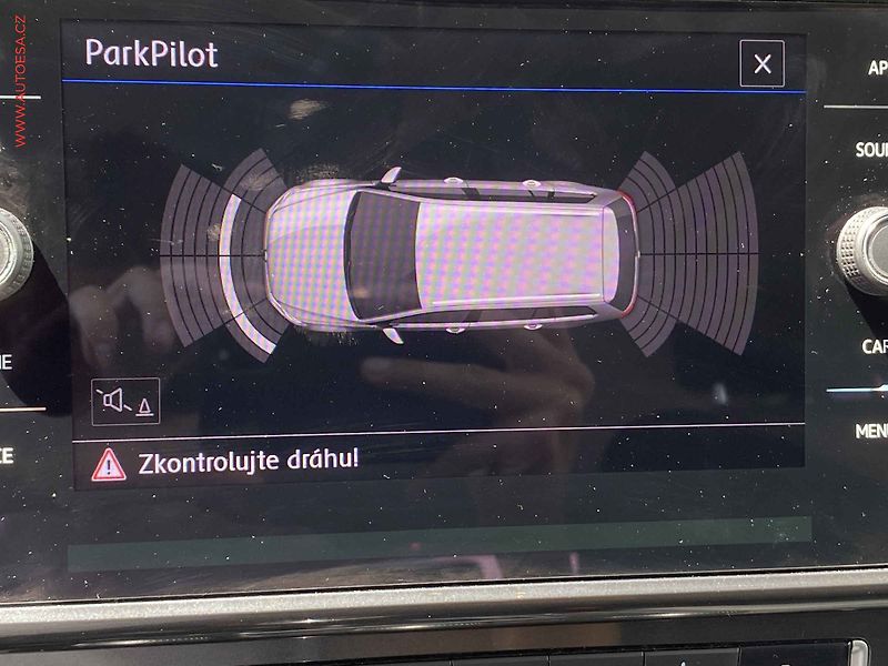 Volkswagen Golf (2017) 1.4 TSi, Comfortline - fotka 16 z 17