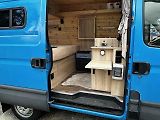 DIY karavan festival na Žižkárně v Českých Budějovicích. Dodávka Stanislava Vlažného.