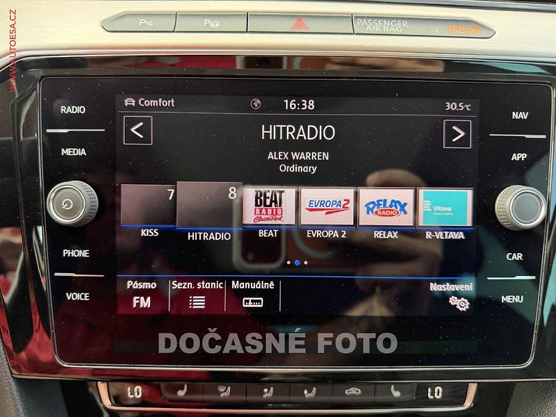 Volkswagen Passat (2018) 2.0TDi, ČR, Highline - fotka 17 z 19