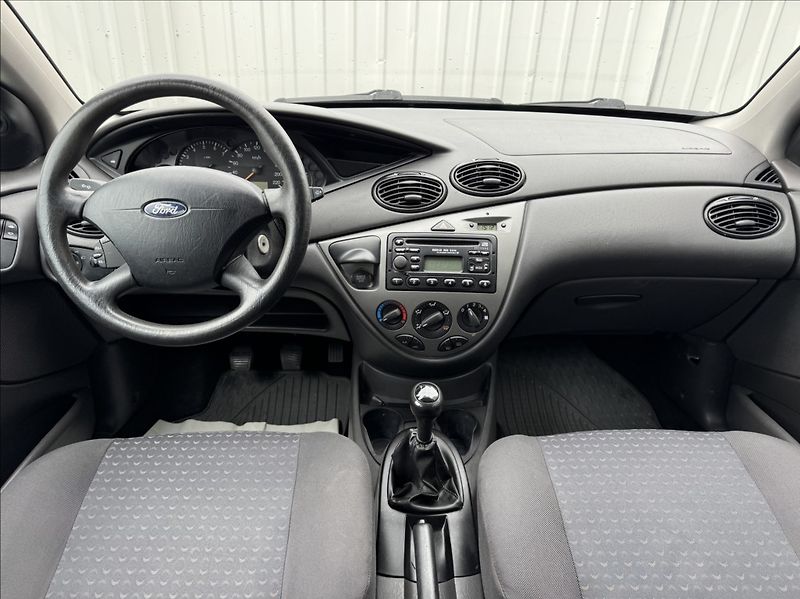 Ford Focus 1,6 i 16V 74kW 1.maj. původ ČR - fotka 26 z 45