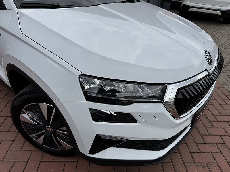 Škoda Karoq (2023) 1.5TSi LED Navi Kamera Virtual - fotka 36 z 48