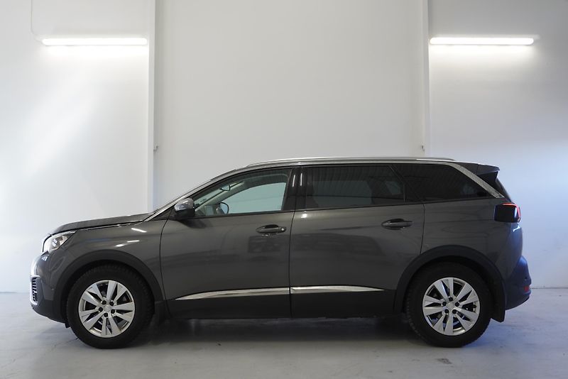 Peugeot 5008 1.6 E-THP ALLURE AUT. - fotka 8 z 32